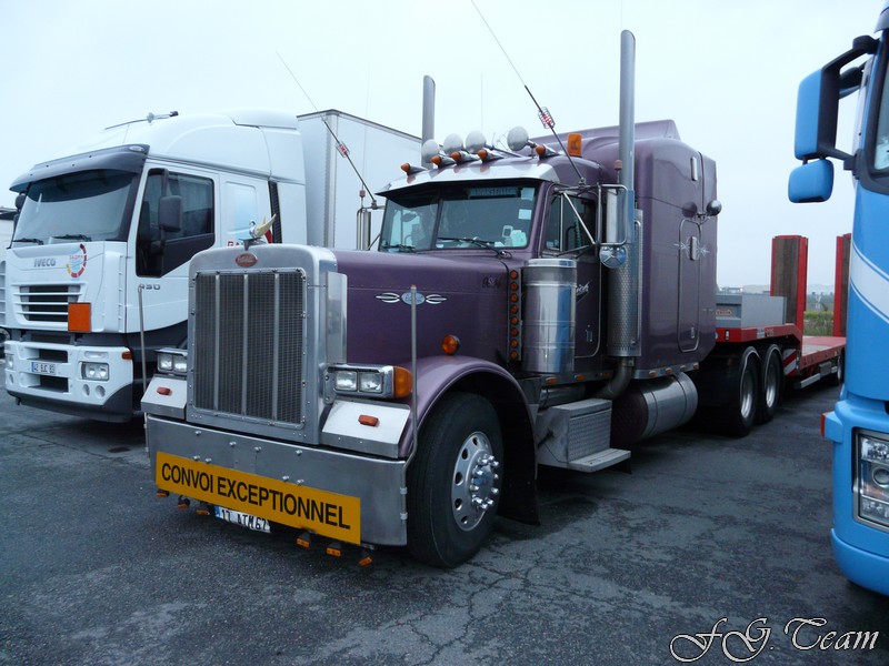 Peterbilt.JPG